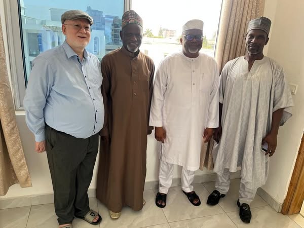 The Respected Amir sahib Ahamdiyya Muslim Jama’at of Nigeria Alh. (Barr) Alatoye Folorunso AbdulAzeez arrives Ghana ahead of the 92nd Annual Jalsa Salana of the Ahmadiyyah Muslim Mission, Ghana holding between 9th and 11th January, 2025