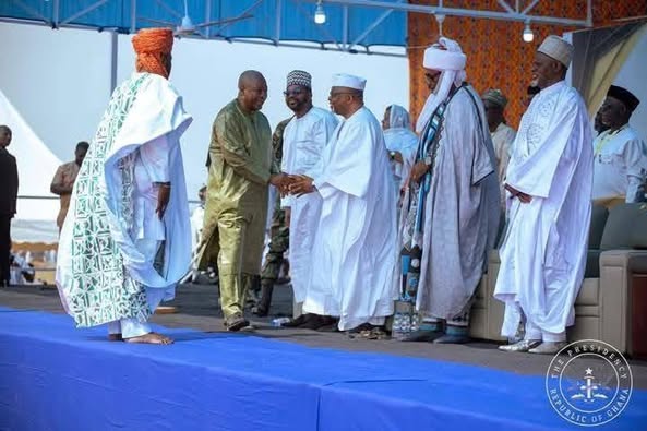 On Thursday, 9th January 2025, Alhaji (Barr.) Alatoye Folorunso AbdulAzeez, the esteemed Amir of the Ahmadiyya Muslim Jama’at Nigeria, joined Maulana Mohammed Bin Salih, the respected Amir of the Ahmadiyya Muslim Mission Ghana, in extending a warm and distinguished welcome to His Excellency, President John Dramani Mahama. This momentous occasion marked the commencement of the 92nd Jalsa Salana Ghana, a gathering dedicated to promoting peace, unity, and spiritual enlightenment.