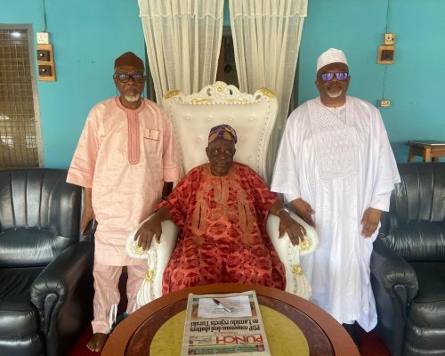 Amir AMJN Pays Courtesy Visit to the Ogiyan of Ejigbo Land